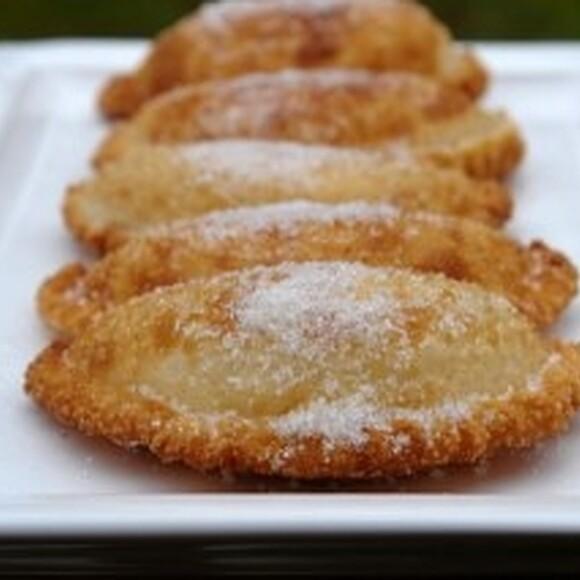 Empanadas fritas de queso
