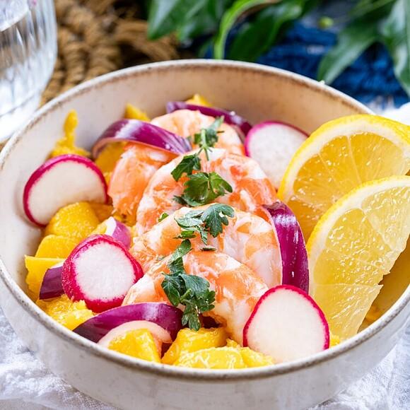 Ceviche de langostinos con mango al limón