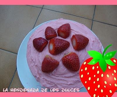 Pastel de capas de fresas fin de semana repostero