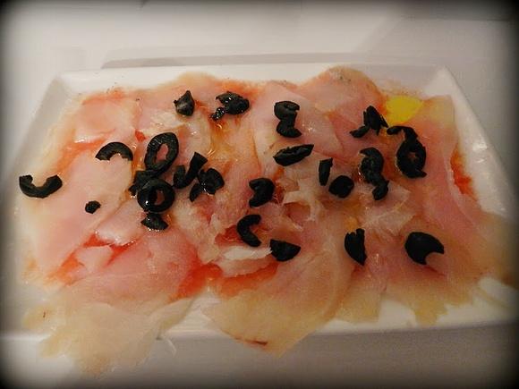 Carpaccio de bacalao ahumado