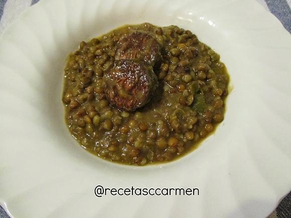 Lentejas pardinas con morcilla ibérica