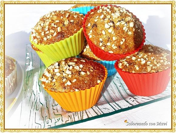 Muffins con avellanas y fideos de chocolate