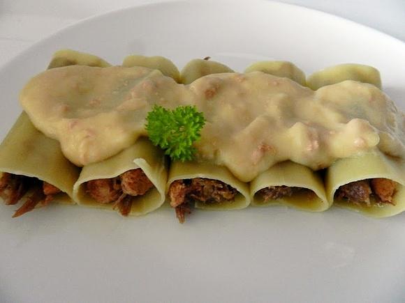 Canelones de pato y manzana