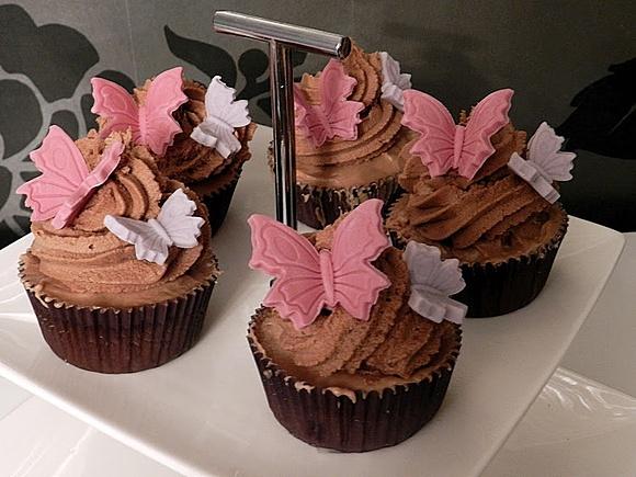 Cupcakes de frambuesa con ganaché de chocolate