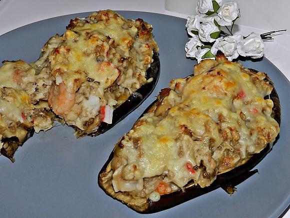 Berenjenas rellenas de atún gambas y surimi