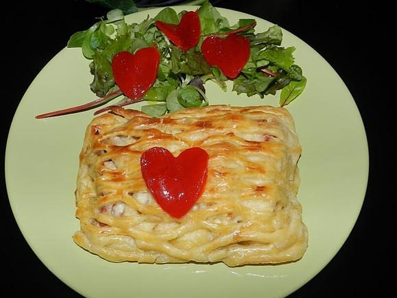 Hojaldre de pollo con bechamel