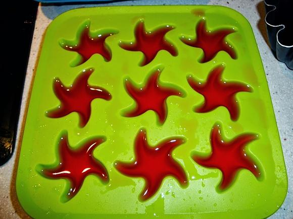 Gelatina de frutos rojos casera