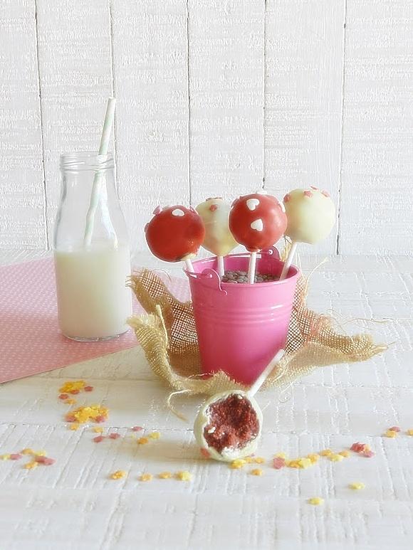 Red velvet cake pops