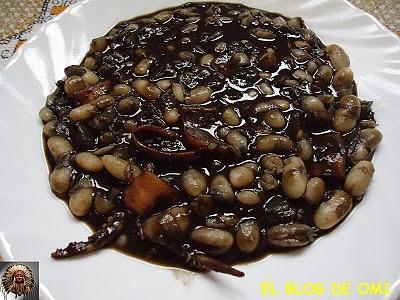 Fabes con calamares en su tinta